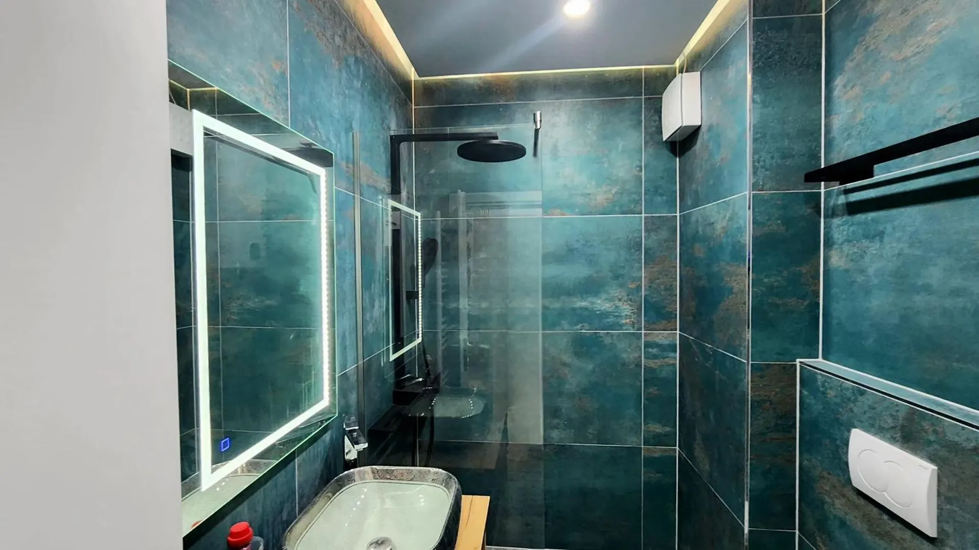 Alcatraz Apartment Durres